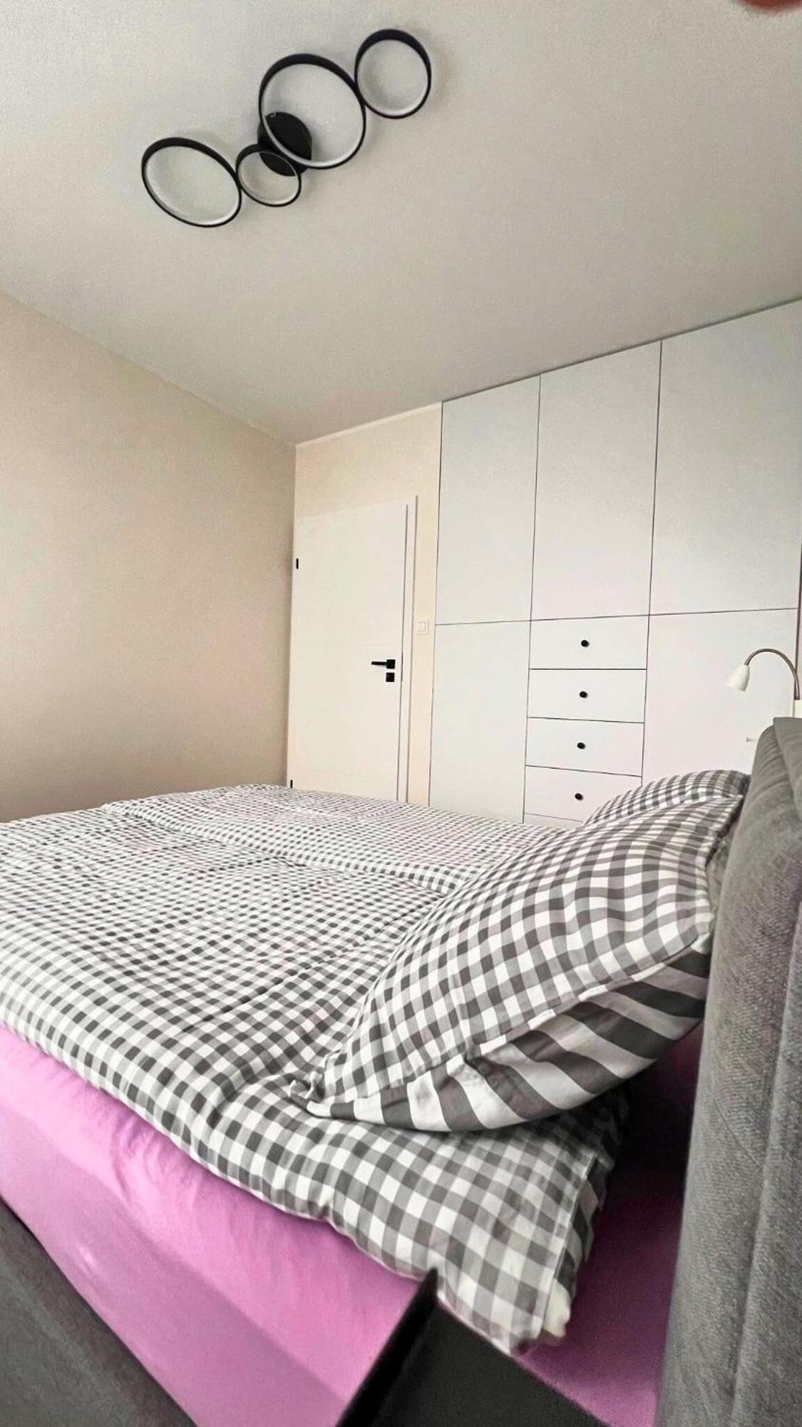 Apartament Purple Poznan Exterior photo